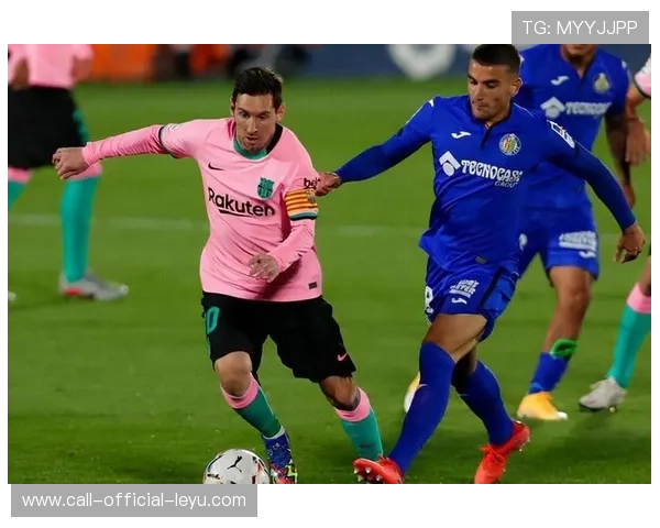 追逐冠军的补强策略，豪门纷纷出手